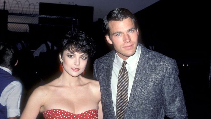 Emma Samms, Jon-Erik Hexum