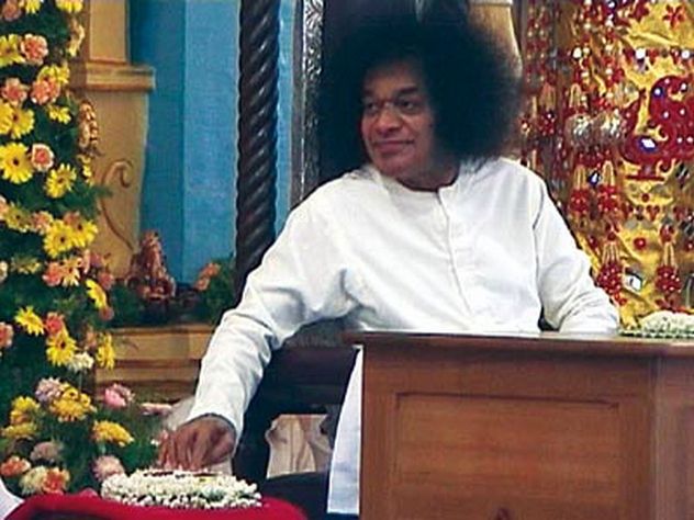 4_HE-BIRTH-OF-RADIO-SAI_SWAMI