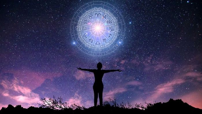 A zodiac symbol depicted within a celestial horoscope circle.