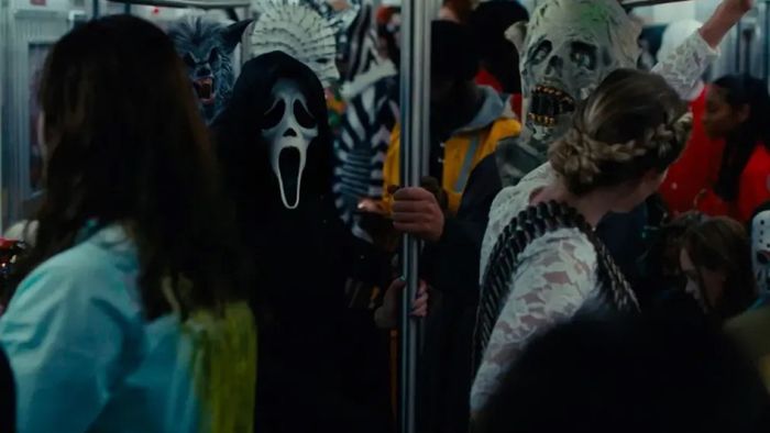 In Scream VI, the infamous Ghostface killer joins a chilling lineup of horror legends aboard a subway.