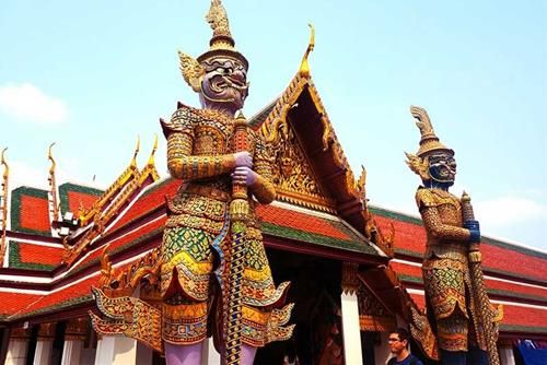 Hình ảnh Thần linh