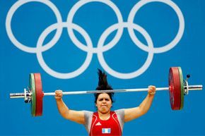 female weight lifter