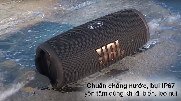 Loa Bluetooth JBL Charge 5 - Giải trí ngoài trời thoải mái với chuẩn chống nước,bụi IP67