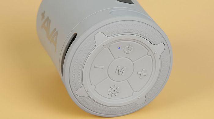 Loa Bluetooth AVA + FreeGo F13 - Nút bấm