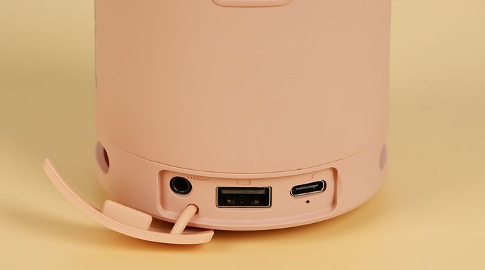Loa Bluetooth AVA + FreeGo F13 - Cổng kết nối