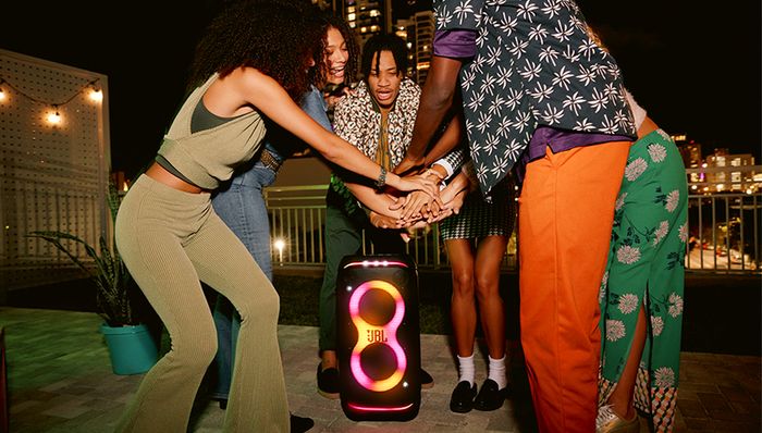 Thiết kế cuốn hút - Loa Bluetooth JBL Partybox 320