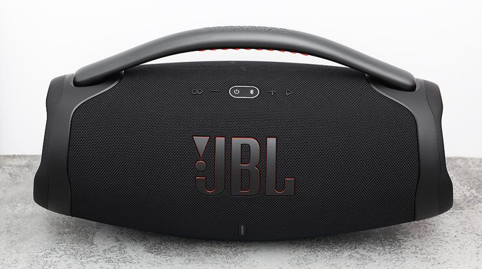 Loa Bluetooth JBL Boombox 3 - Thiết kế cứng cáp, bền bỉ