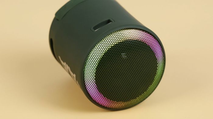 Loa Bluetooth AVA + FreeGo F13 - Đèn LED RGB