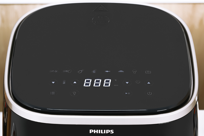 Nồi chiên không dầu Philips HD9257/80 5.6 lít - Bảng điều khiển
