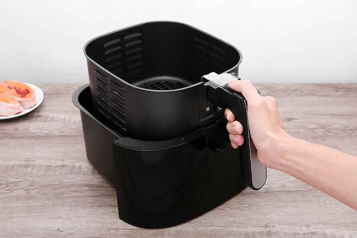 Nồi chiên không dầu Kangaroo KG8AF1A 5.5 lít - Phụ kiện