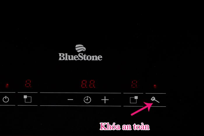 Sử dụng an toàn - Bếp điện từ đôi Bluestone ICB-6818