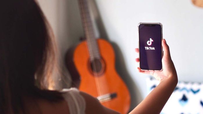 Debunking TikTok Myths: Hashtags Are Useless and Other Misconceptions