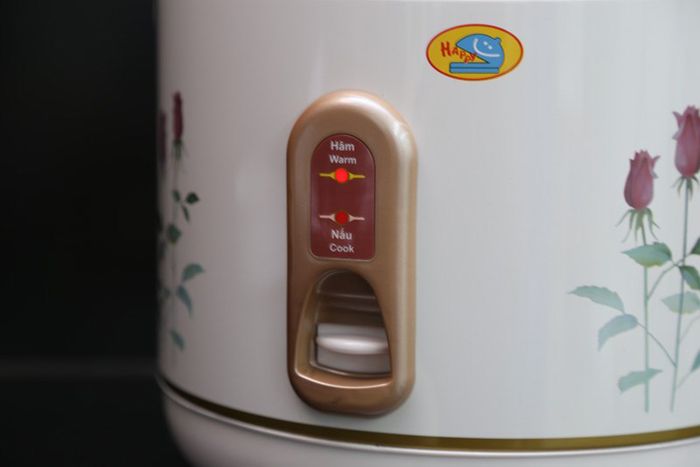 Điều khiển bằng nút gạt đơn dễ hiểu