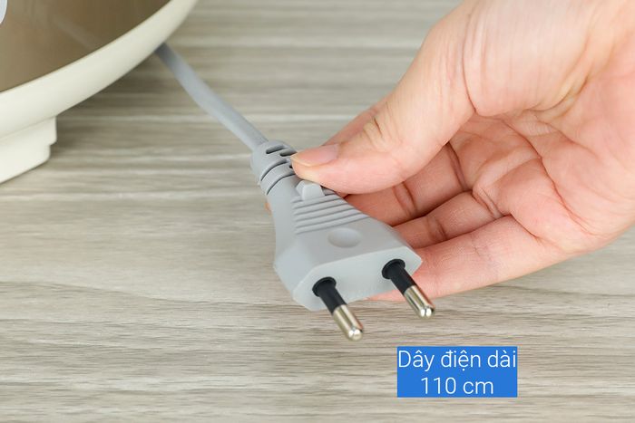 Nồi cơm điện Sunhouse 1.8 lít SHD 8616 - Dây điện