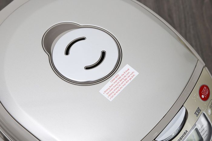 Nồi cơm điện tử Toshiba RC-18RH(CG)VN