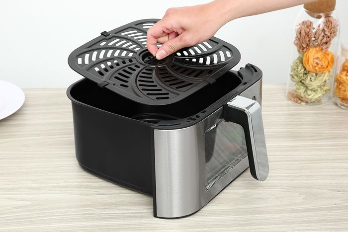 Nồi chiên không dầu Rapido RAF-8.0M 8 lít - Vỉ tách dầu