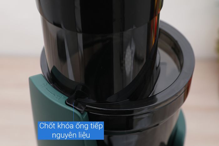 Tiện ích, tính năng an toàn - Máy ép chậm mini AVA SJ-009