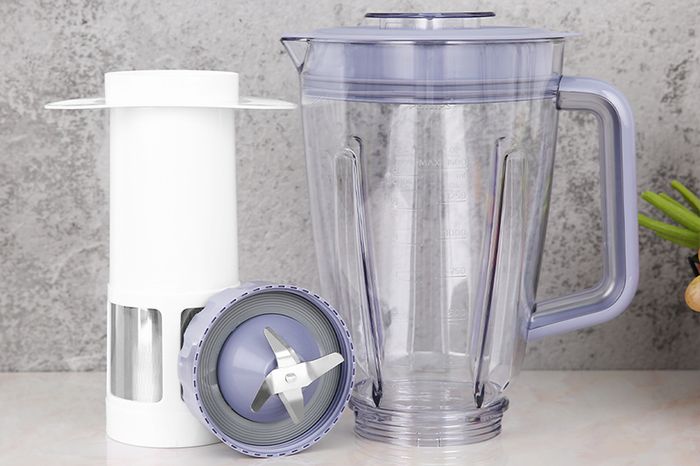 Máy xay sinh tố Philips HR2223/00 - Lưỡi dao bằng thép không gỉ