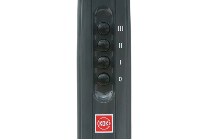 Tùy chỉnh tiện lợi với điều khiển nút nhấn - Quạt đứng KDK P41U