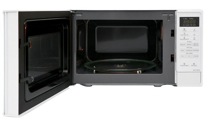 Lò vi sóng Panasonic NN-ST25JWYUE 20 lít - dung tích 20 lít