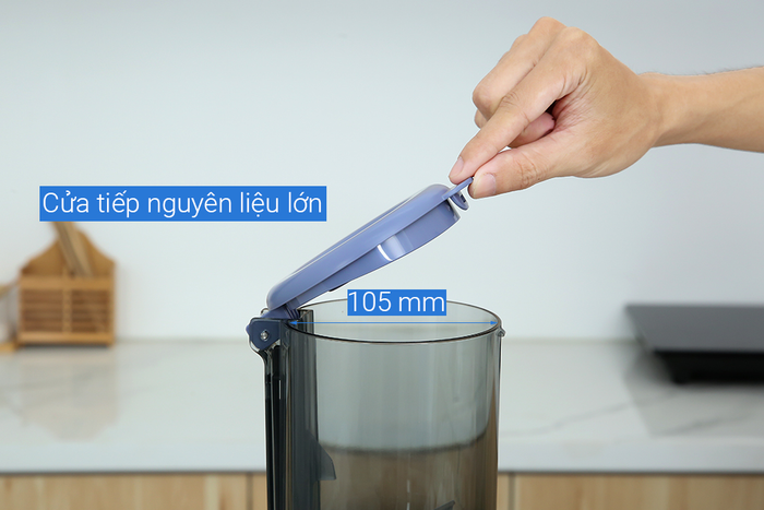 Máy ép chậm Sunhouse SHD5518 - Ống tiếp nguyên liệu