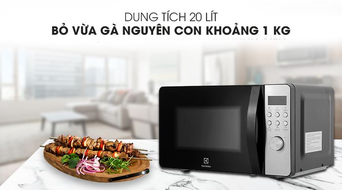 Dung tích 20 lít bỏ vừa gà nguyên con khoảng 1 kg