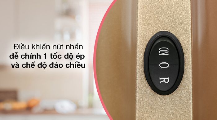 Máy ép chậm Ferroli FSJ-200M - Điều khiển nút nhấn cho phép tùy chọn 1 tốc độ ép và chế độ đảo chiều