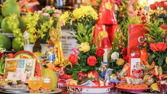 Những gì cần chuẩn bị trước khi đi lễ tại Phủ Tây Hồ?