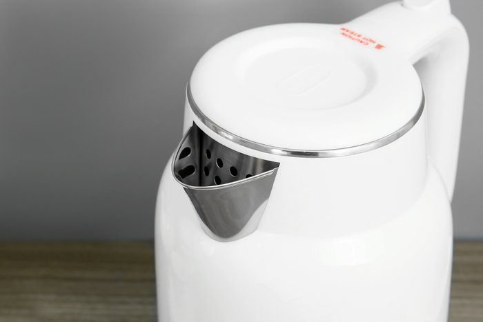 Bình đun siêu tốc Bear 1.5 lít BEK-E153W2 - Lưới lọc