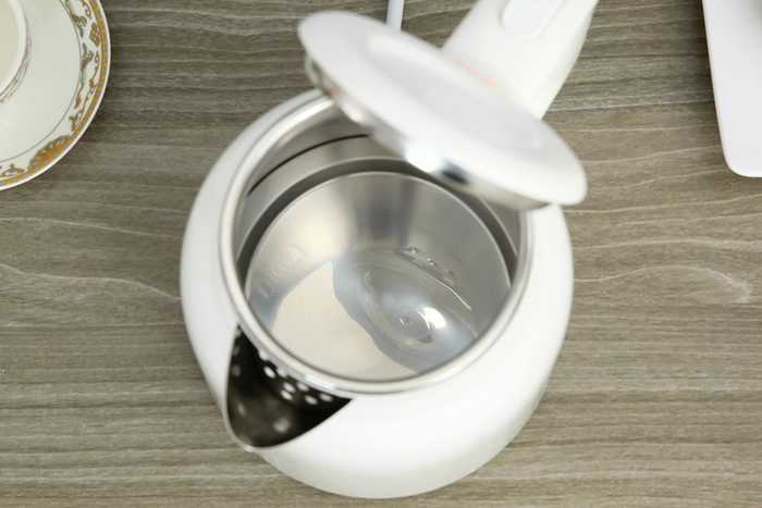Bình đun siêu tốc Bear 1.5 lít BEK-E153W2 - Dung tích