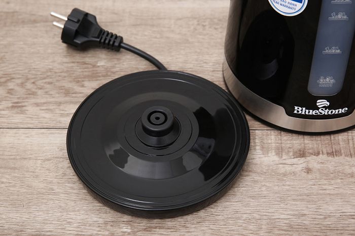 Đế xoay 360 độ - Bình đun siêu tốc Bluestone KTB-3417