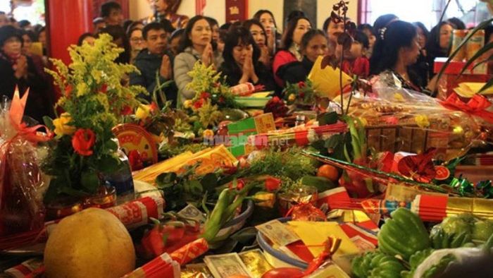 Trình tự và cách thức hành lễ tại Phủ Tây Hồ