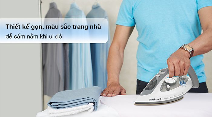 Bàn ủi hơi nước Bluestone SIB-3836