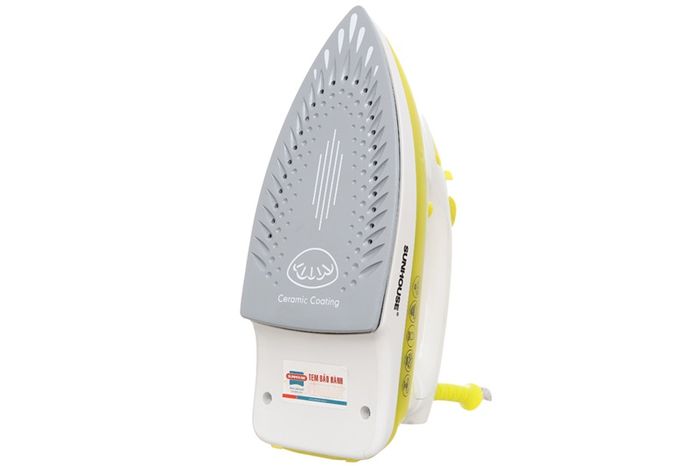Mặt đế phủ chống dính - Bàn ủi hơi nước Sunhouse SHD2067