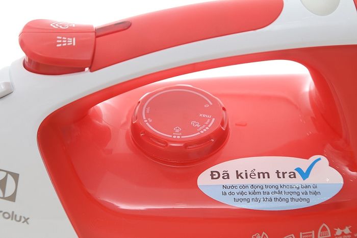 Bàn ủi hơi nước Electrolux ESI5116