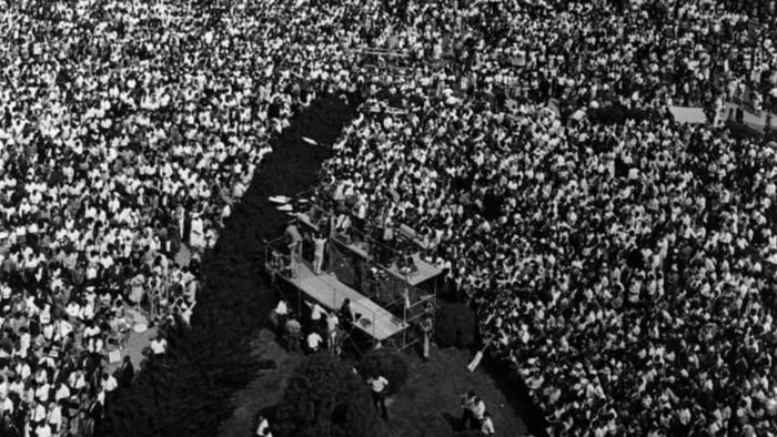 More than 200,000 people assembled at the Lincoln Memorial in Washington, D.C., where the 1963 March on Washington culminated with Martin Luther King’s