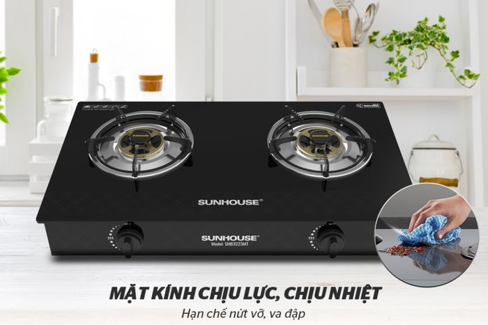 Bếp ga đôi Sunhouse SHB3223MT - Mặt kính