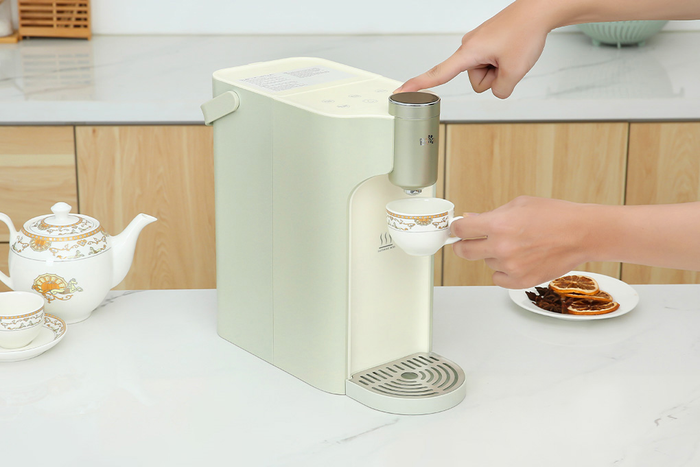 Bình thủy điện lọc nước Bear BWP-T402301G 4 lít - Công suất, dung tích, số mức nhiệt