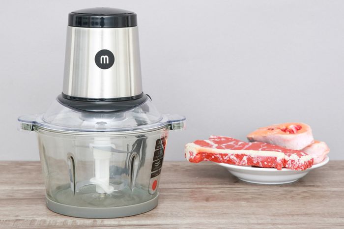 Sang đẹp, hiện đại, tiện dụng - Máy xay thịt đa năng Mishio MK-135