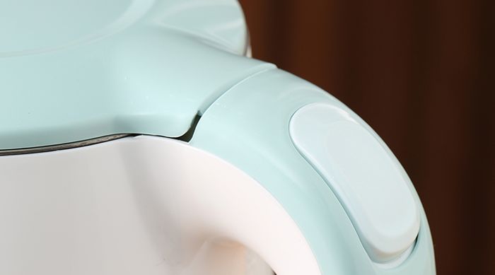 Nút nhấn - Bình đun siêu tốc Comfee 1.7 lít CK-DC1720A