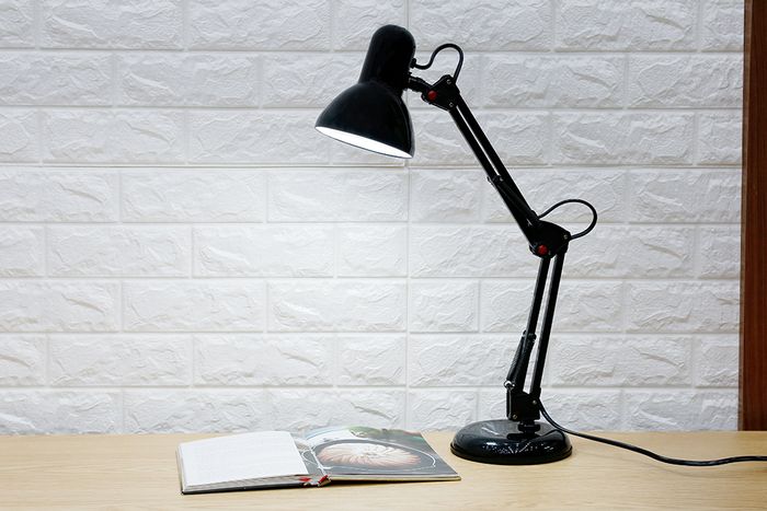 Thiết kế đèn bàn học Điện Quang ĐQ DKL14 B