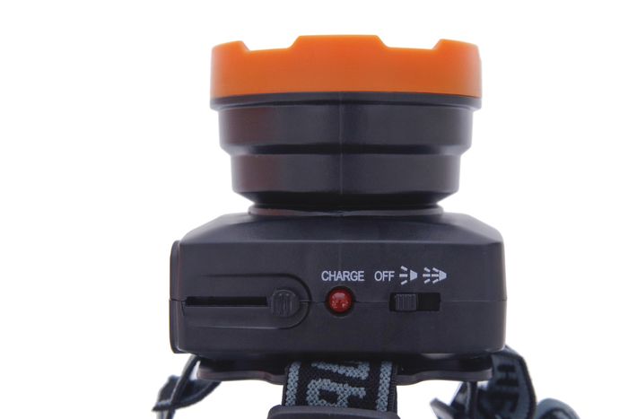 Cài đặt 2 mức điều chỉnh độ sáng - Đèn pin đội đầu Comet CRT1612
