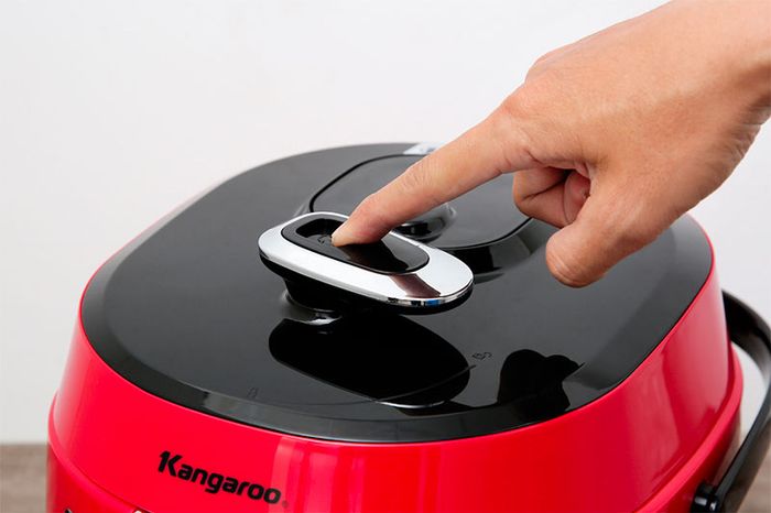 Thân nồi - Nồi áp suất điện Kangaroo KG5P3 5 lít