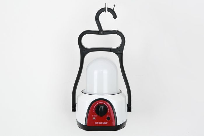 Sử dụng ngoài trời và cả trong nhà - Đèn sạc Sunhouse SHE-6848LA