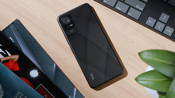 TCL 406s 4GB/64GB - Pin