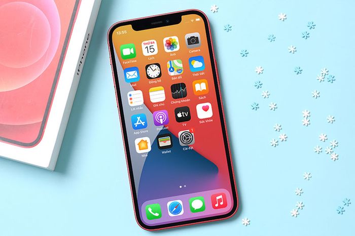 iPhone 12 64GB | Màn hình được phủ lớp kính Ceramic Shield có độ bền gấp 4 lần