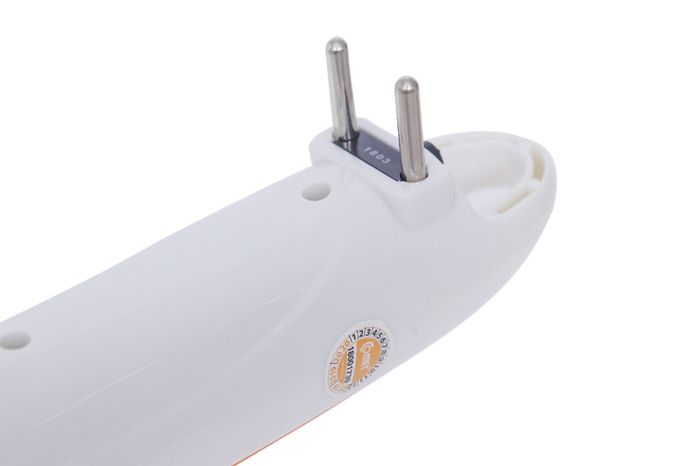 Sử dụng pin sạc - Đèn pin Comet CRT453