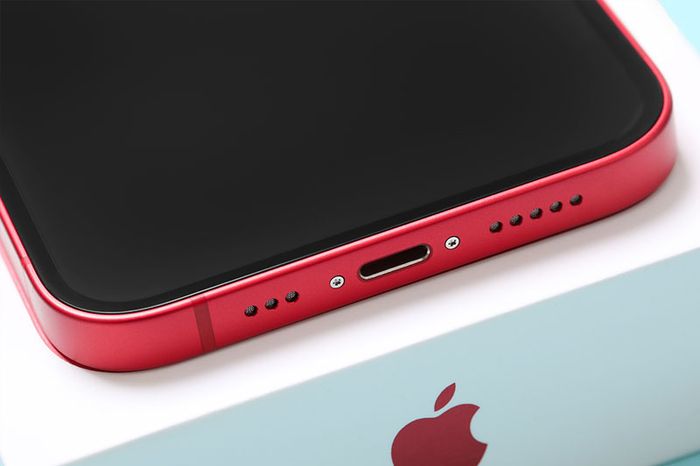 iPhone 12 64GB | Khả năng phát video 17 giờ, nghe nhạc liên tục trong 65 giờ