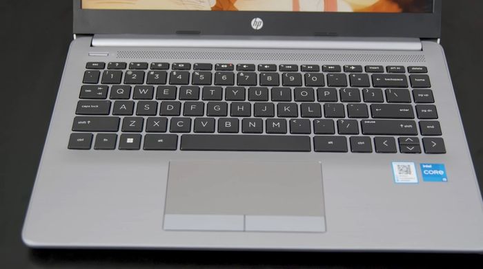HP 240 G9 i5 (6L1Y2PA) - Bàn phím