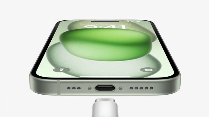 Sử dụng cổng kết nối mới - iPhone 15 Plus 128GB